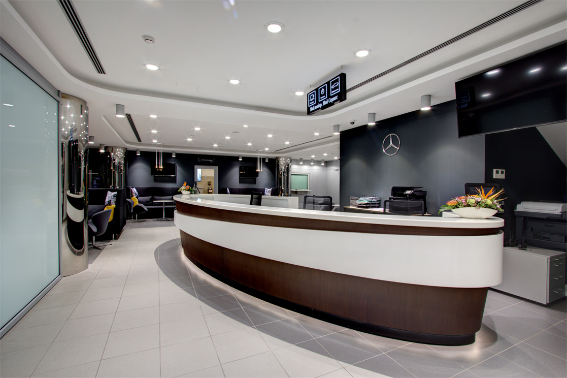 Флагманский салон Mercedes-Benz в Москве
